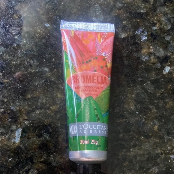 L'Occitane Bromelia Hand Cream - Picture 1 of 6